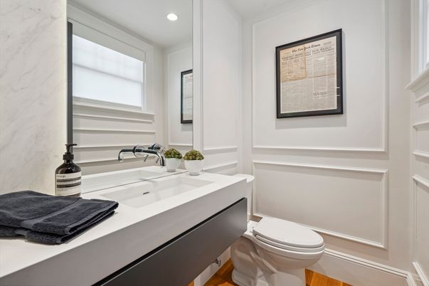 Bathroom, Interior, Recessed Lighting