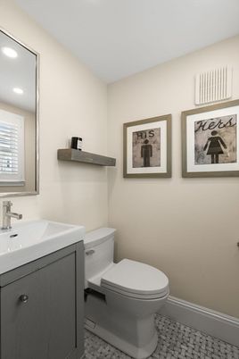 Bathroom, Interior, Recessed Lighting