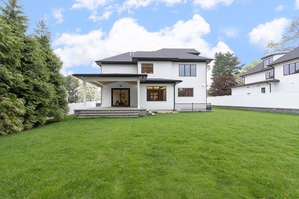 Backyard, Exterior, Facade, Farmhouse
