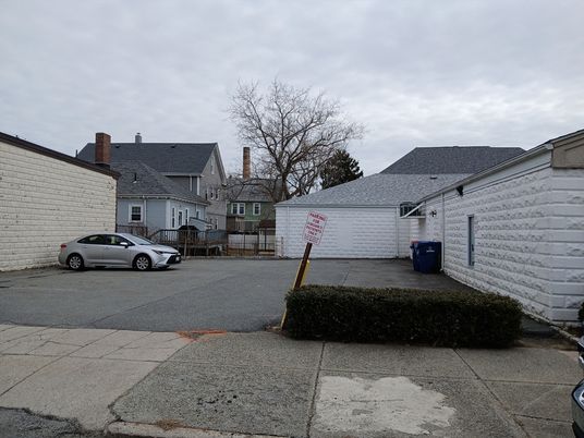 Detached Garage, Exterior