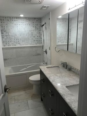 Bathroom, Interior, Recessed Lighting