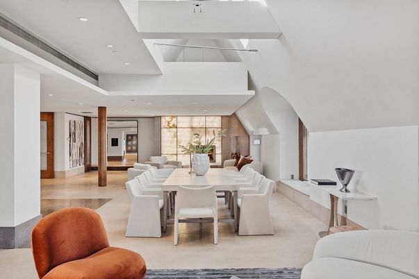 Dining room, Interior, Recessed Lighting