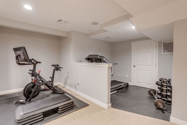 Fitness Equipment, Interior, Recessed Lighting