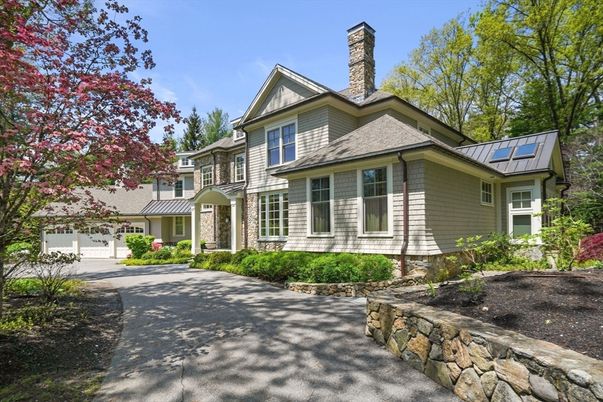 Attached, Exterior, Facade, Solar Panels, Queen Anne Victorian