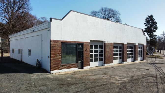 Detached Garage, Exterior