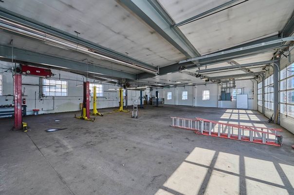 Fitness Equipment, Interior