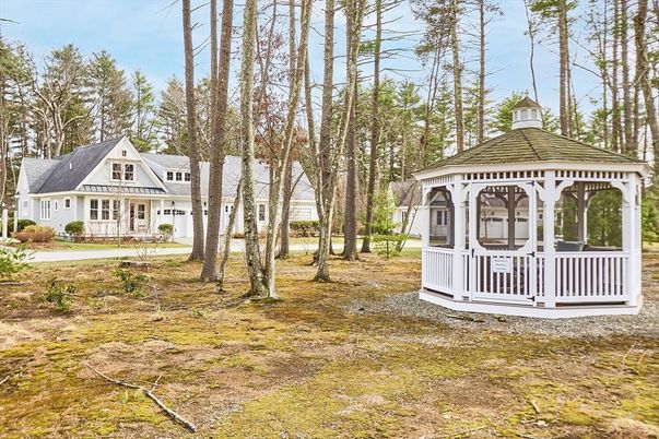 Backyard, Detached Garage, Exterior