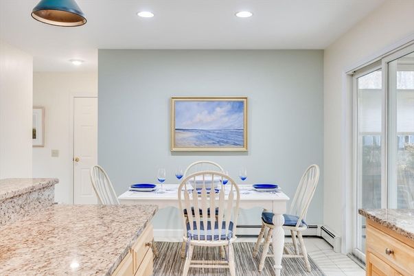 Dining room, Interior, Recessed Lighting