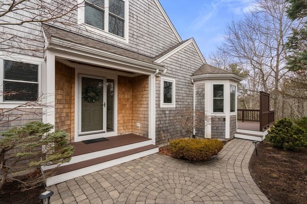 Exterior, Facade, None