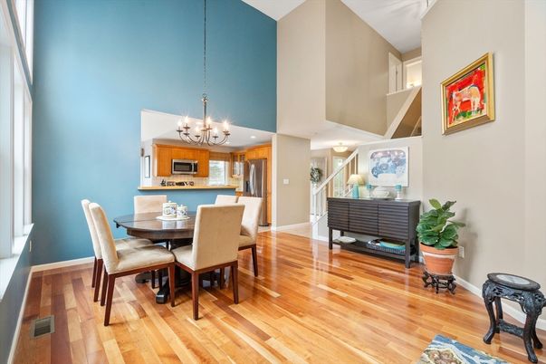 Chandelier, Dining room, Interior, Kitchen, Stainless Steel Appliances, Wood Texture Flooring
