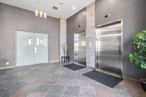 Elevator, Interior, Pendant Lights, Recessed Lighting