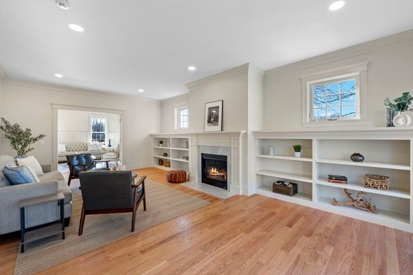 Fireplace, Interior, Living room, Recessed Lighting, Wood Texture Flooring