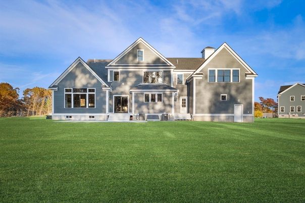 Backyard, Exterior, Facade, Farmhouse