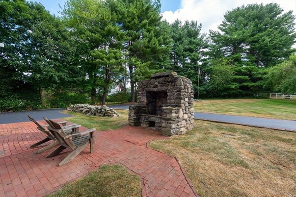 Exterior, Fireplace