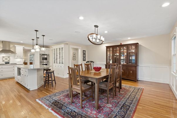 Chandelier, Dining room, Interior, Kitchen, Pendant Lights, Recessed Lighting, Wood Texture Flooring
