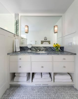 Bathroom, Dual Sink Vanities, Interior