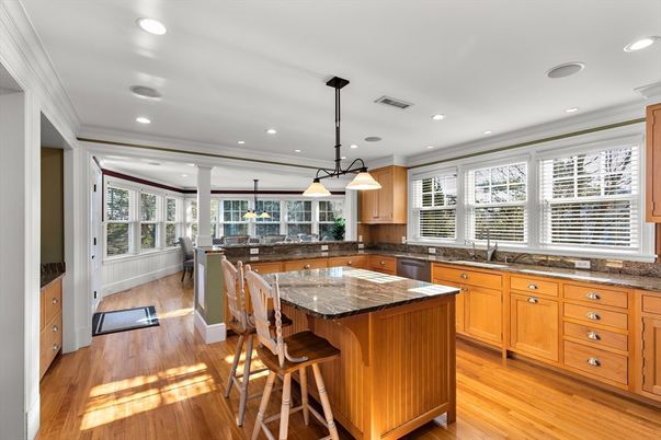 Interior, Kitchen, Pendant Lights, Recessed Lighting, Wood Texture Flooring