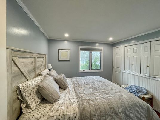 Bedroom, Interior, Recessed Lighting