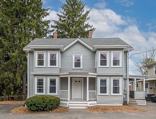 Exterior, Facade, Queen Anne Victorian