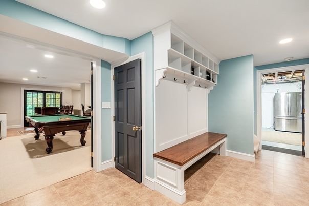 Billiard Table, Game Room, Interior, Recessed Lighting