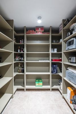 Interior, Recessed Lighting, Walk-in Closets