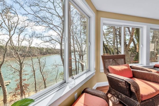 Interior, Sun Room, Water