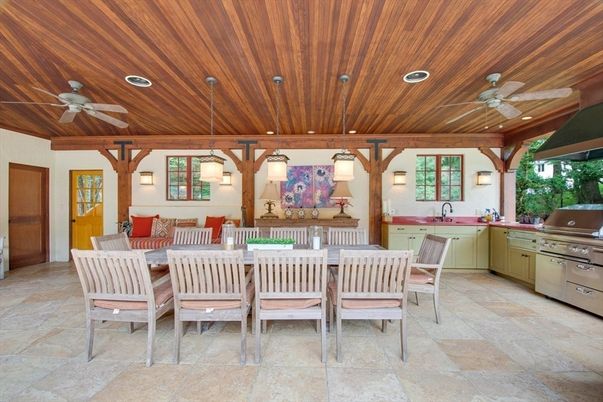 Dining room, Exterior, Interior, Pendant Lights, Recessed Lighting, Wooden Ceilings