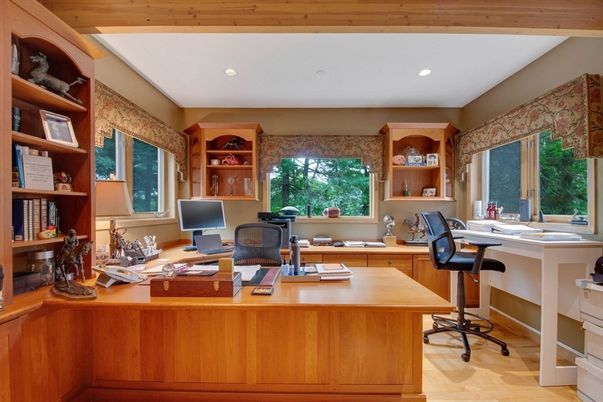 Home Office, Interior, Recessed Lighting, Wood Texture Flooring