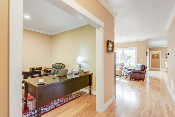 Home Office, Interior, Recessed Lighting, Wood Texture Flooring