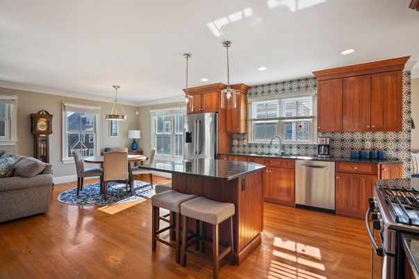 Dining room, Interior, Kitchen, Pendant Lights, Recessed Lighting, Stainless Steel Appliances, Wood Texture Flooring