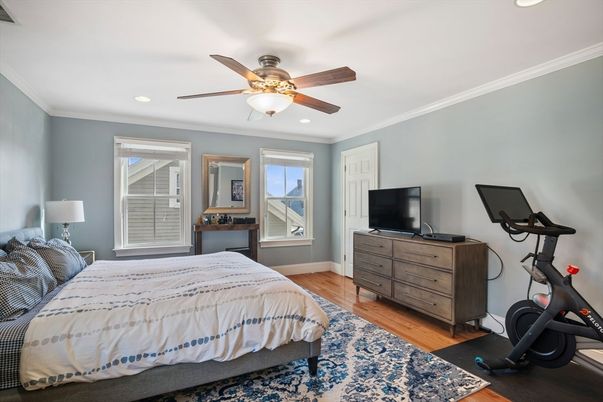 Bedroom, Fitness Equipment, Interior, Recessed Lighting, Wood Texture Flooring