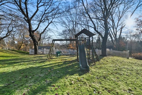 Backyard, Exterior, Playground