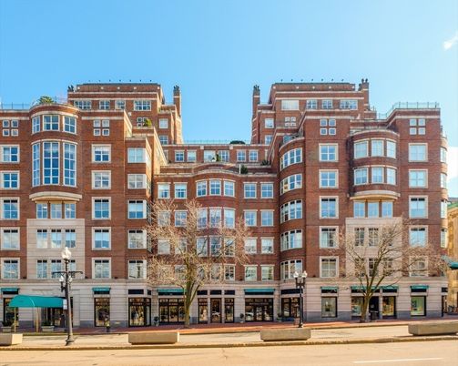 Exterior, Facade, Condo Building