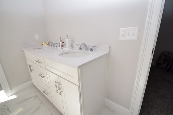 Bathroom, Dual Sink Vanities, Interior, Marble