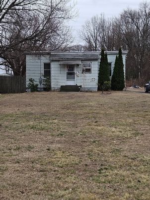 Backyard, Exterior, Facade, Cape Cod
