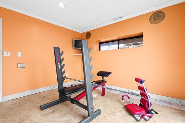 Fitness Equipment, Interior, Recessed Lighting
