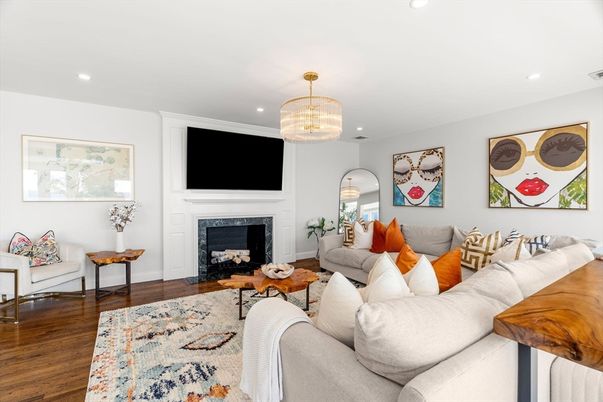 Chandelier, Fireplace, Interior, Living room, Recessed Lighting, Wood Texture Flooring