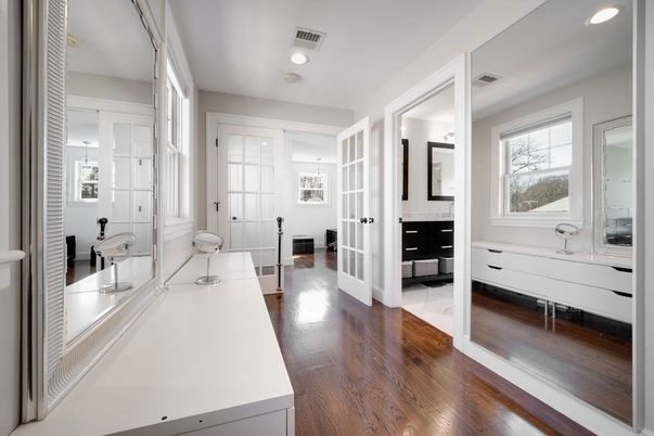 Bathroom, Interior, Recessed Lighting, Wood Texture Flooring