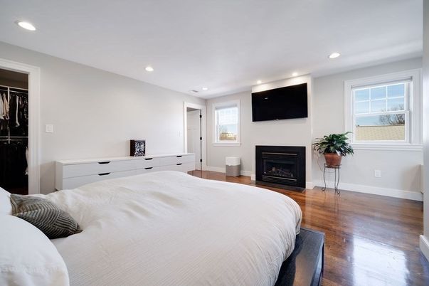 Bedroom, Fireplace, Interior, Recessed Lighting, Wood Texture Flooring