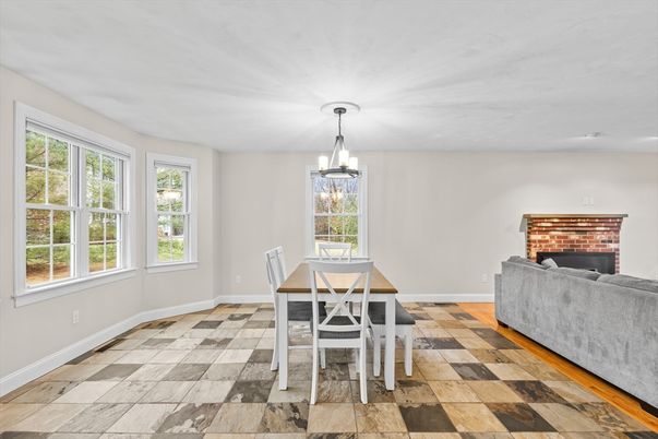 Chandelier, Dining room, Interior, Pendant Lights