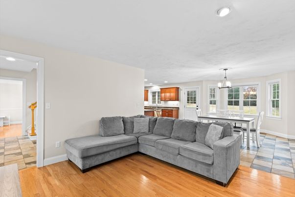 Dining room, Interior, Kitchen, Living room, Pendant Lights, Recessed Lighting, Wood Texture Flooring
