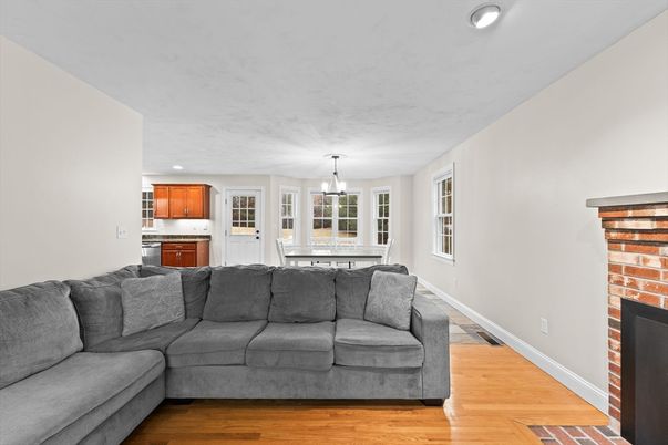 Dining room, Interior, Kitchen, Living room, Pendant Lights, Recessed Lighting, Wood Texture Flooring