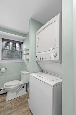 Interior, Utility Closets, Washer, Wood Texture Flooring