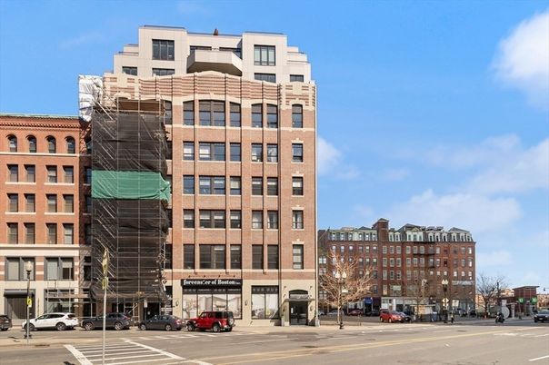 Exterior, Facade, Condo Building