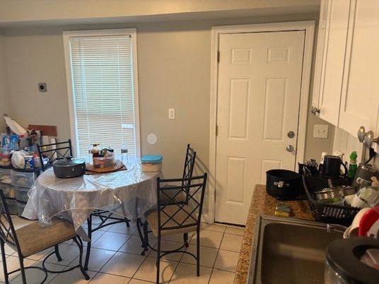 Dining room, Interior