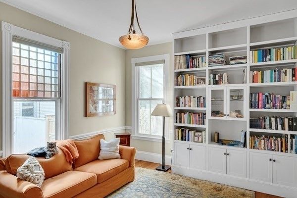 Interior, Living room, Pendant Lights, Wood Texture Flooring
