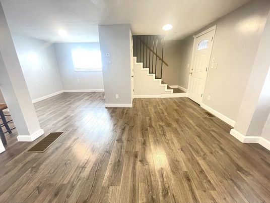 Empty room, Interior, Recessed Lighting, Wood Texture Flooring