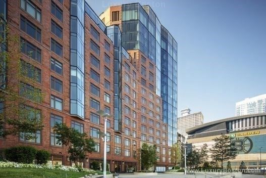 Exterior, Facade, Condo Building
