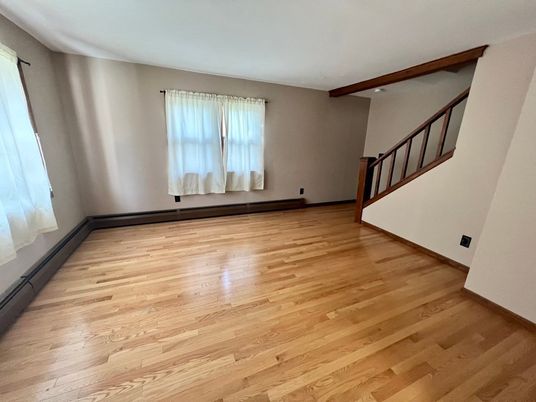 Empty room, Interior, Wooden Beams, Wood Texture Flooring