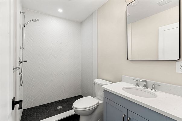 Bathroom, Interior, Recessed Lighting